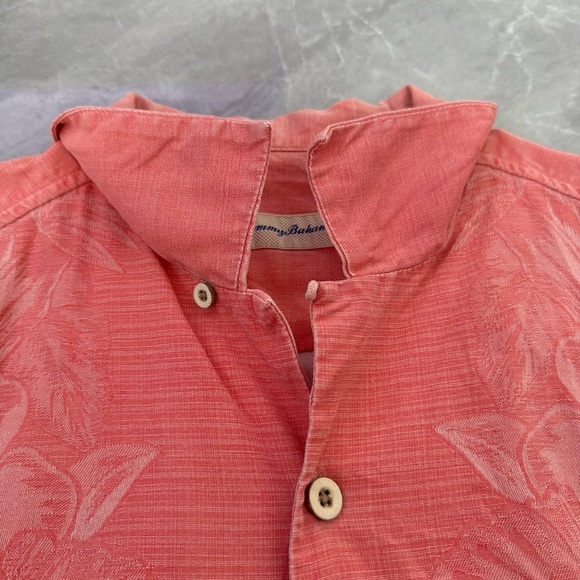 Men’s Tommy Bahama Floral Kamari Border Silk Camp Short Sleeve Shirt Medium - Picture 9 of 16
